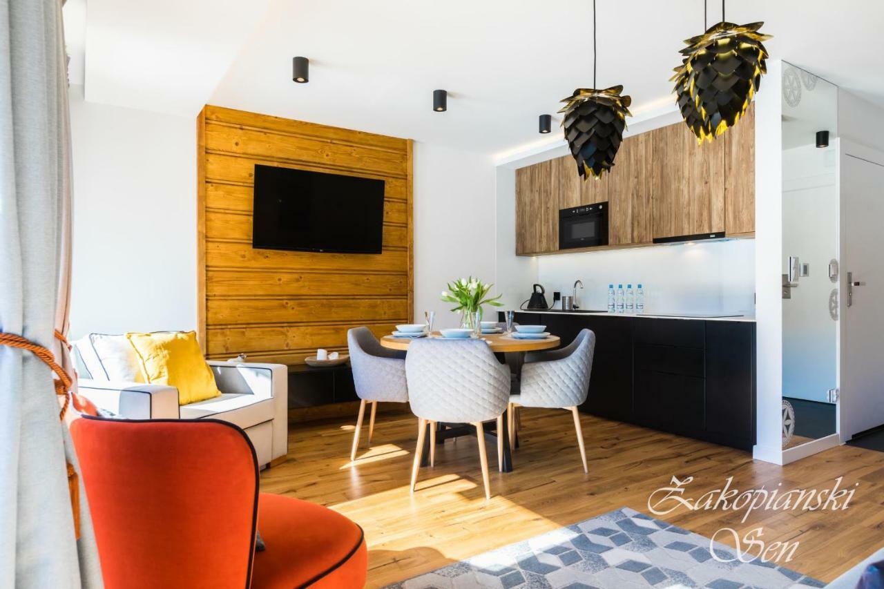 Studio Apartment,779114439:JPEG